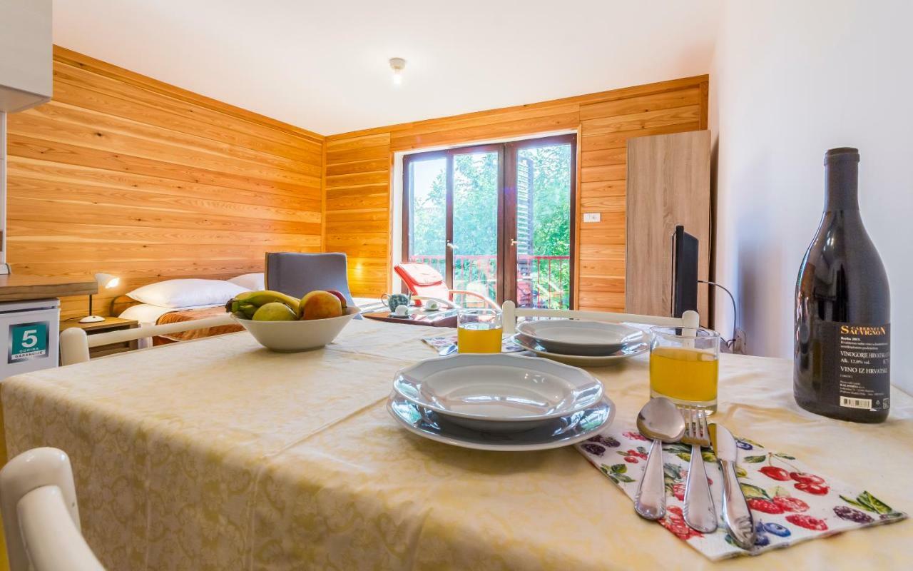 Studio Apartment Meden Pomer Exterior photo
